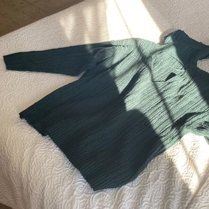 Soft, Green, Boxy, 3/4 Sleeve, Open/Loose at Bottom; Keyhole in Back